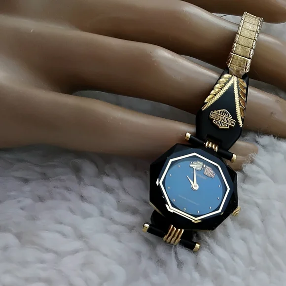 Harley-Davidson Black and Gold Black Hills Gold Women's Watch-Not Running - Picture 5 of 7
